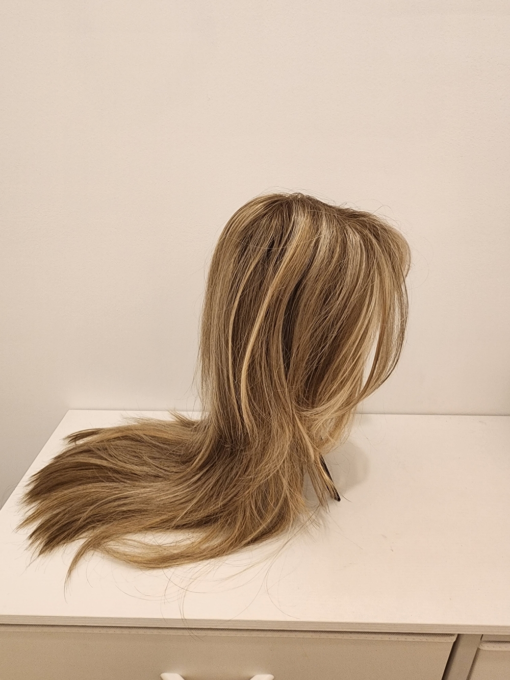 Jon Renau Amanda Wig In Malibu Blonde Double Monofilament Long Layered Rooted